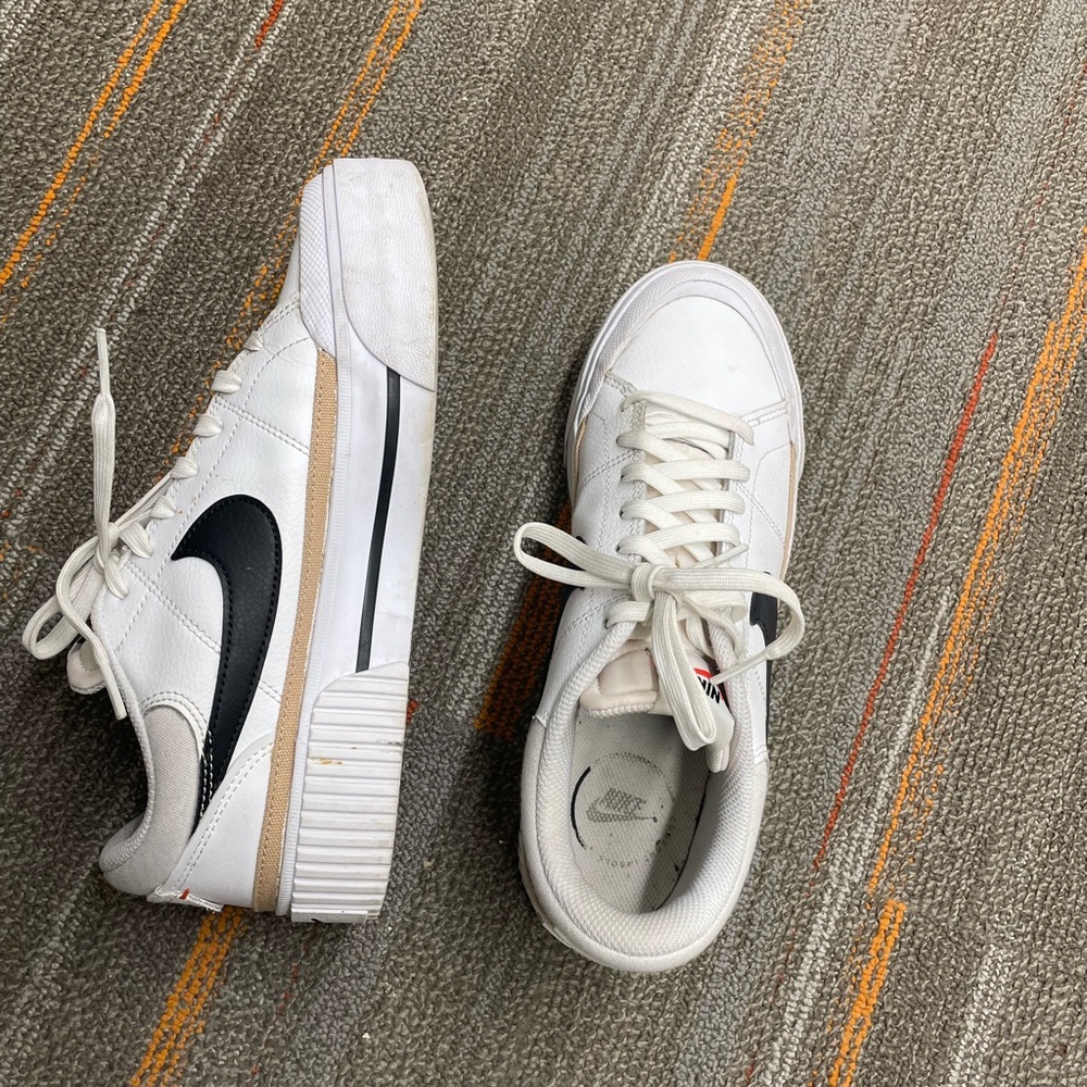 Nike Legacy Lift platform sneaker